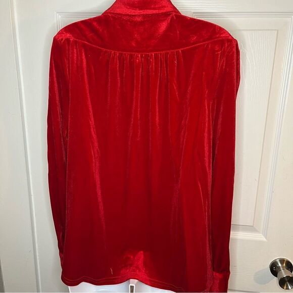 Modcloth Be Buzzworthy Velvet Pleated Top Button Down Cherry Red M - Picture 6 of 11